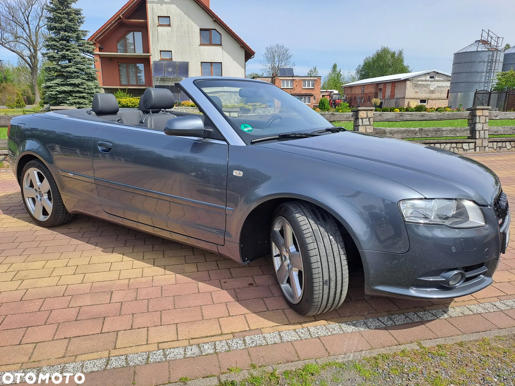 Audi A4 Cabriolet 2.0 TDI DPF - 2