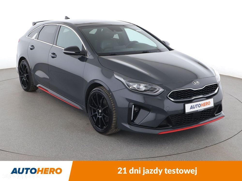 Kia ProCeed - 8