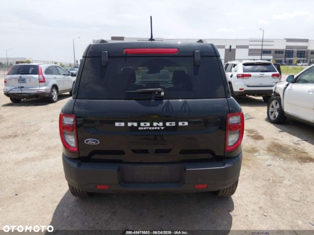 Ford Bronco - 8
