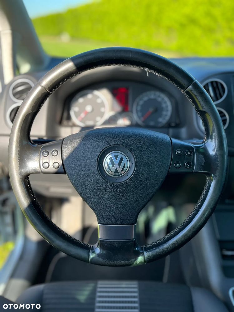 Volkswagen Golf Plus - 11