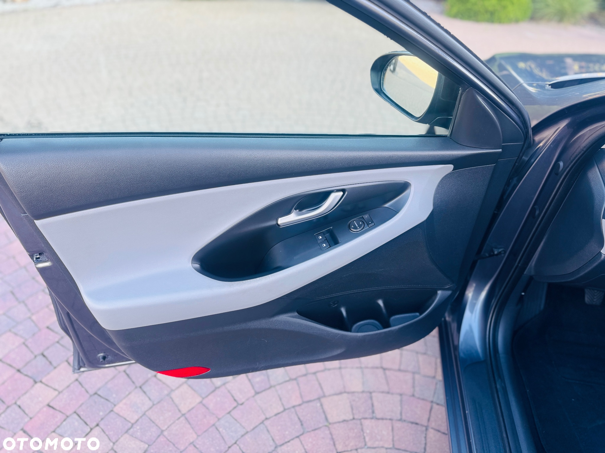 Hyundai i30 1.4 Premiere Comfort - 17