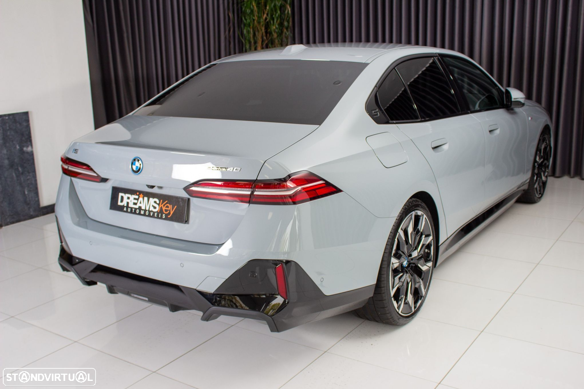 BMW i5 eDrive40 - 12