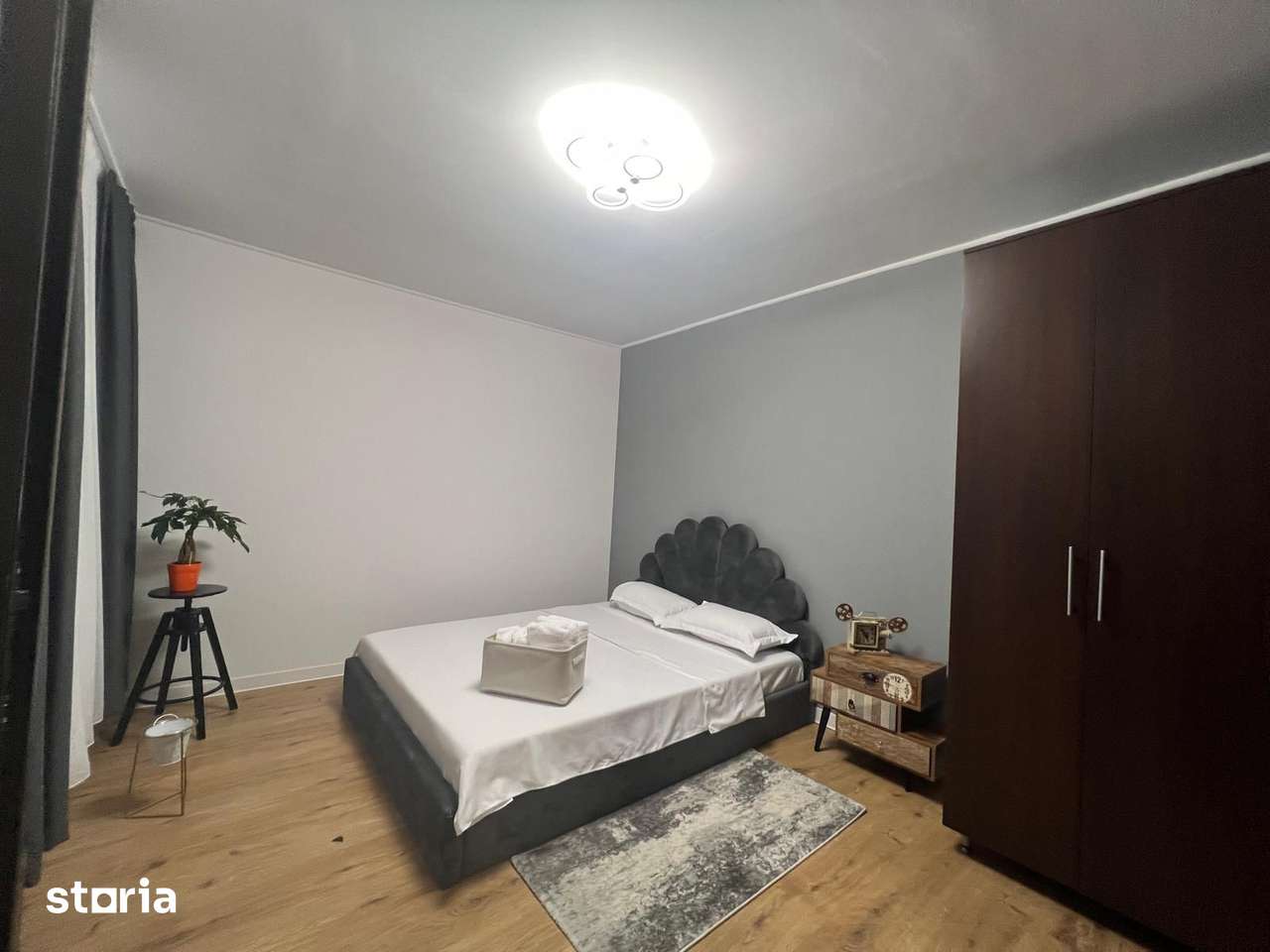 Vând studio la demisol în sectorul 1 — fotografia 1