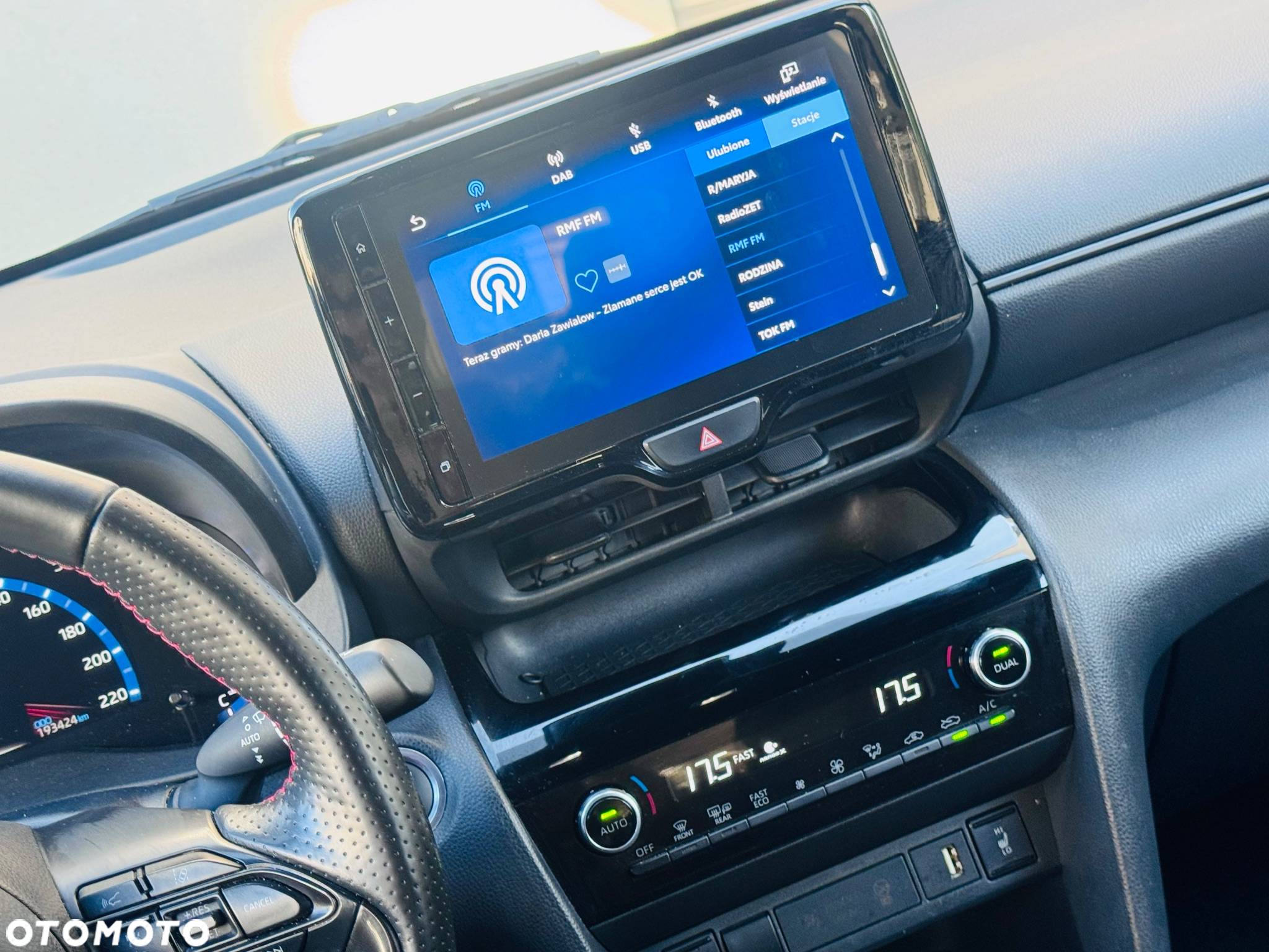 Toyota Yaris Cross Hybrid 1.5 GR Sport - 32