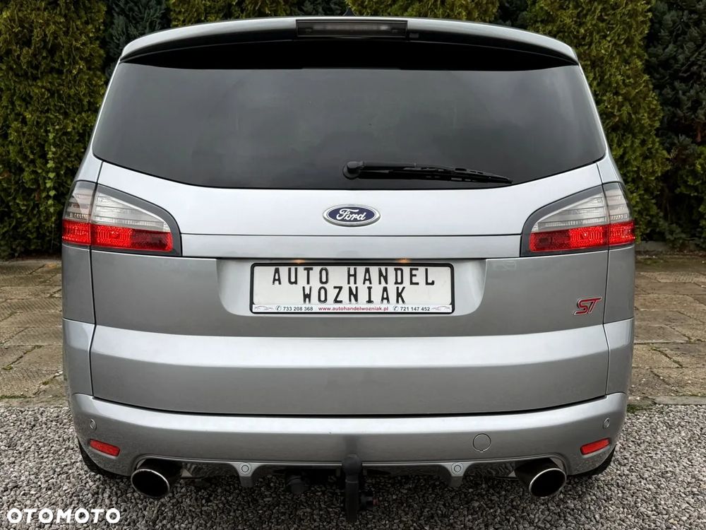Ford S-Max - 14
