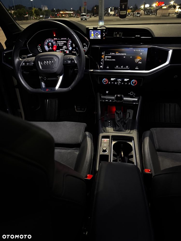 Audi RS Q3 2.5 TFSI quattro S tronic - 9