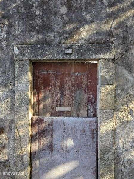 Oportunidade Terreno 340m2 no centro de S Pedro de Fins - Grande imagem: 2/6