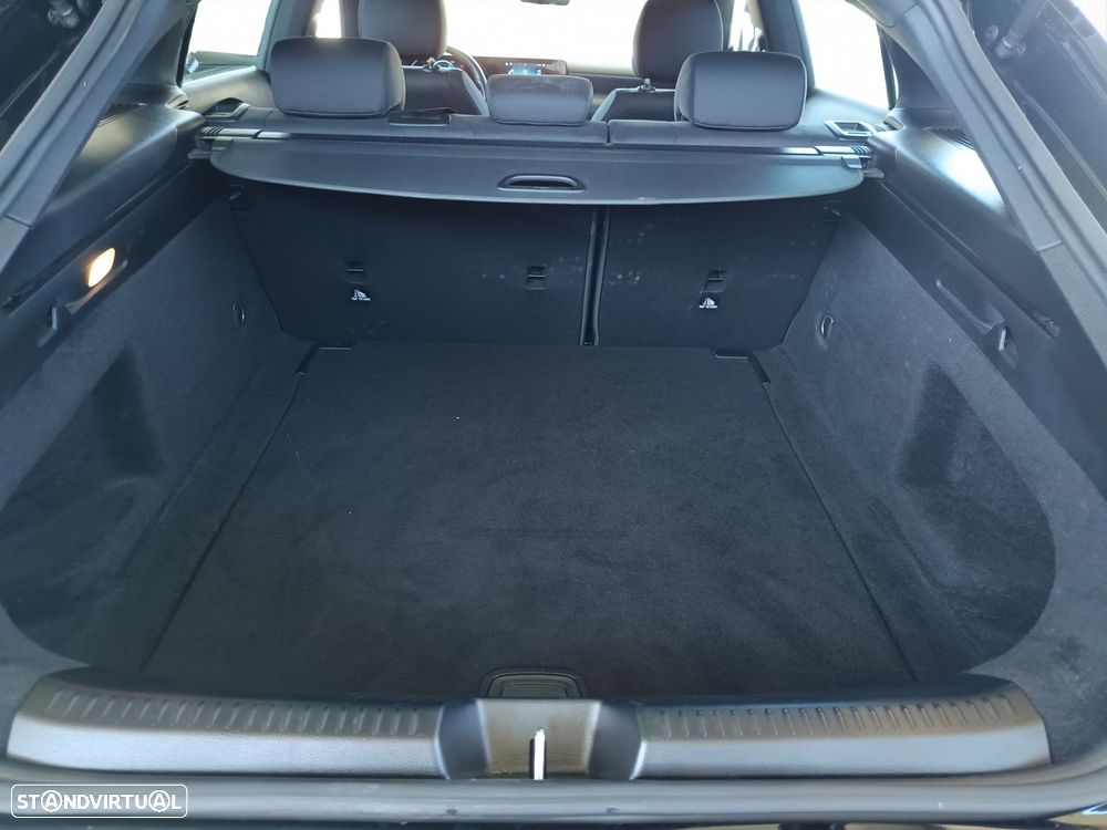 Mercedes-Benz CLA 180 - 9