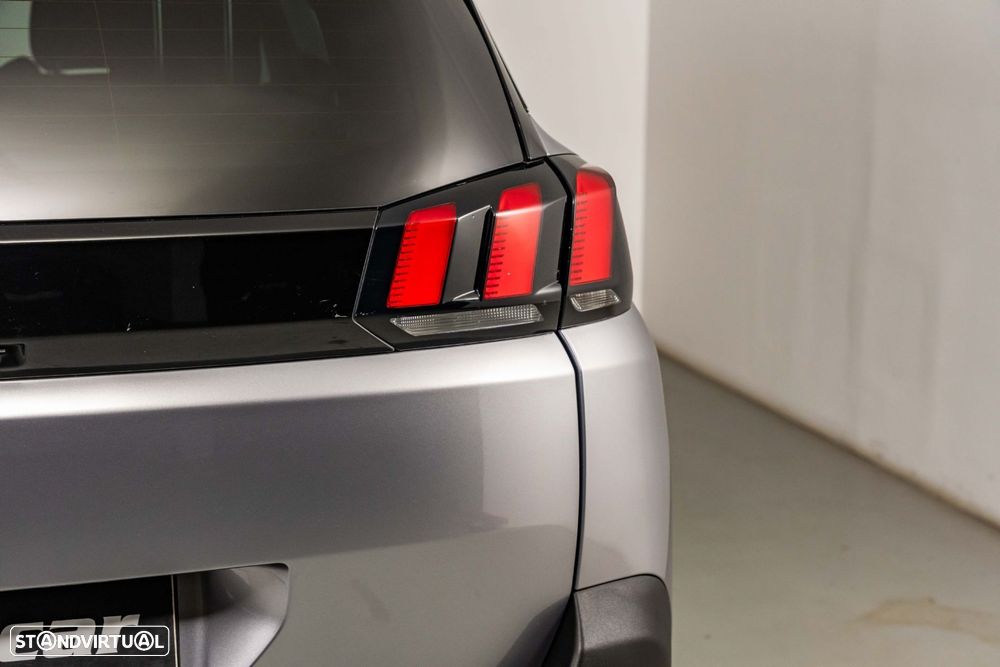 Peugeot 5008 1.2 PureTech Allure EAT6 - 19