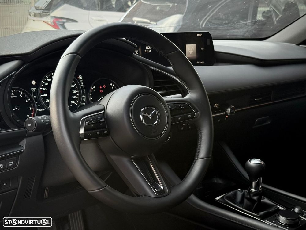 Mazda 3 Hatchback 2.0 e-Skyactiv-X Takumi - 8