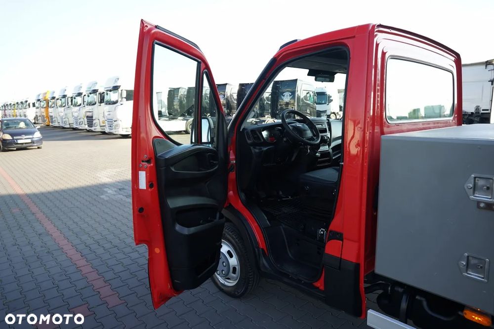 Iveco DAILY 35-120 / WYWROTKA TYLNOZSYPOWA / BLIŹNIAK / MANUAL  / SPROWADZONY - 25