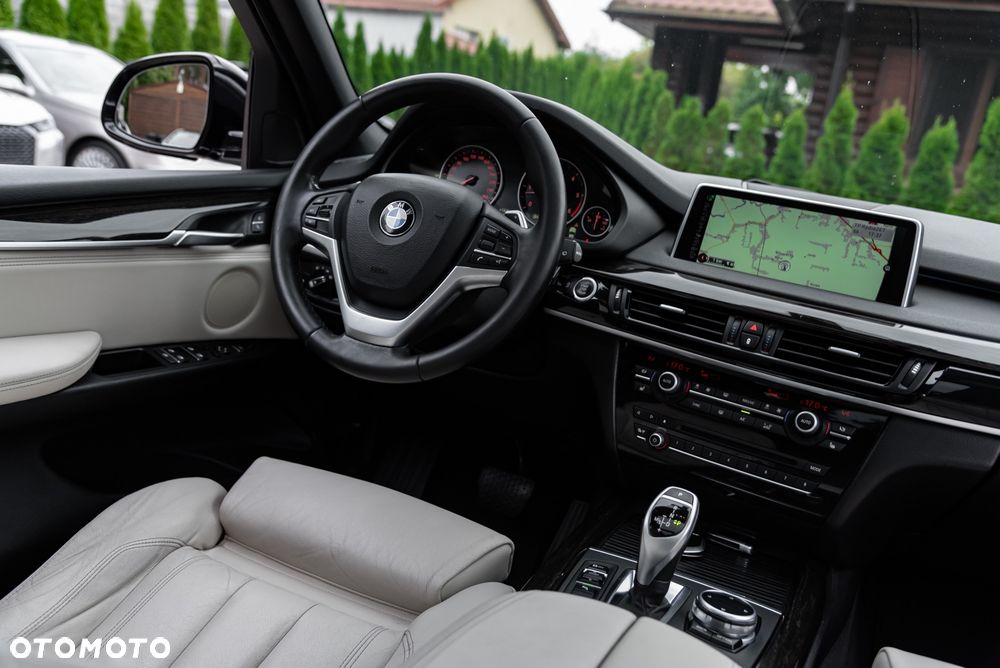 BMW X5 xDrive40d Sport-Aut - 28