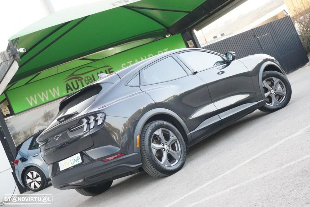 Ford Mustang Mach-E Alargada - 9