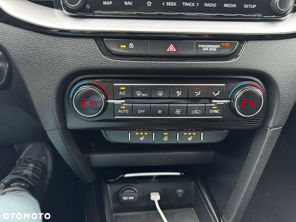 Kia XCeed 1.6 CRDi (48V Mild-Hybrid) DCT7 PLATINUM - 14