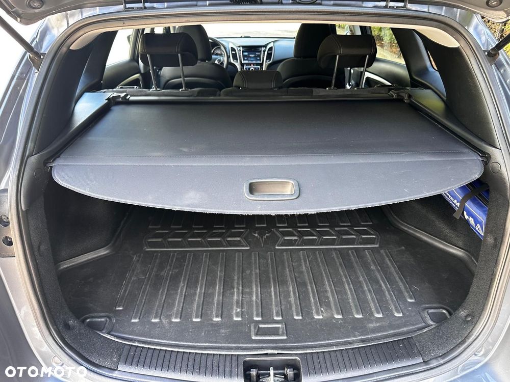 Hyundai i30 - 32