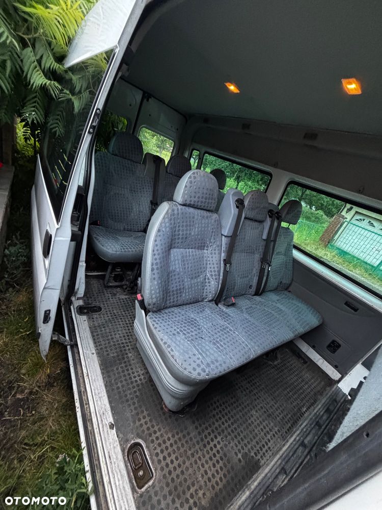 Ford Transit 350L Trend FWD - 5