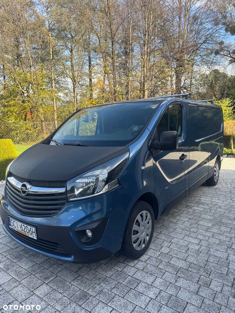 Opel Vivaro - 1
