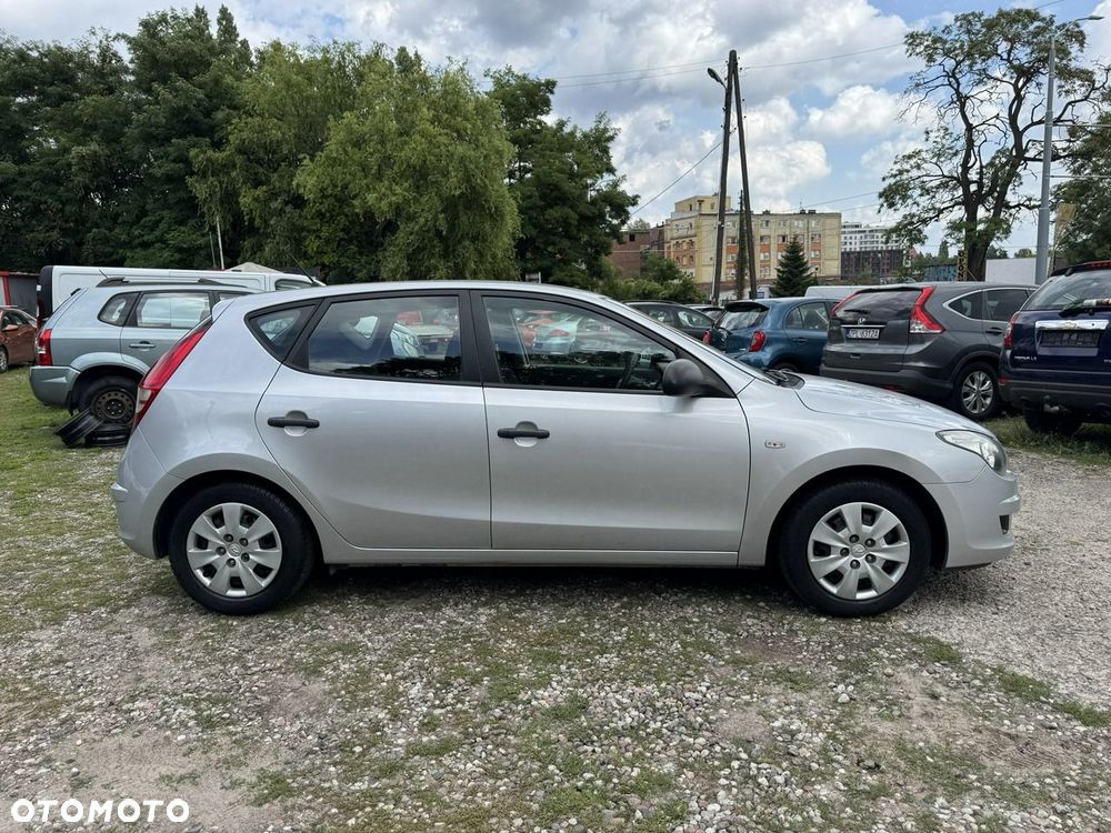 Hyundai i30 - 32