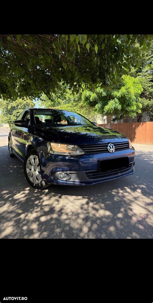 Volkswagen Jetta 1.6 TDI CR DPF DSG Comfortline - 1