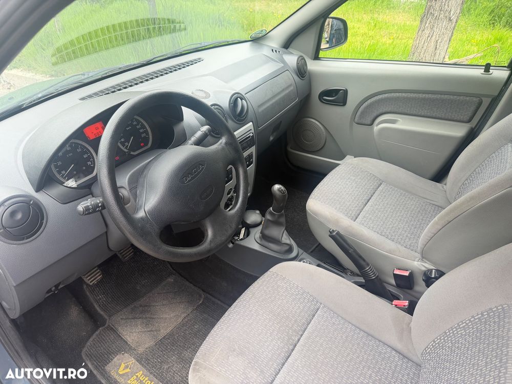 Dacia Logan 1.6 16V Laureate - 16