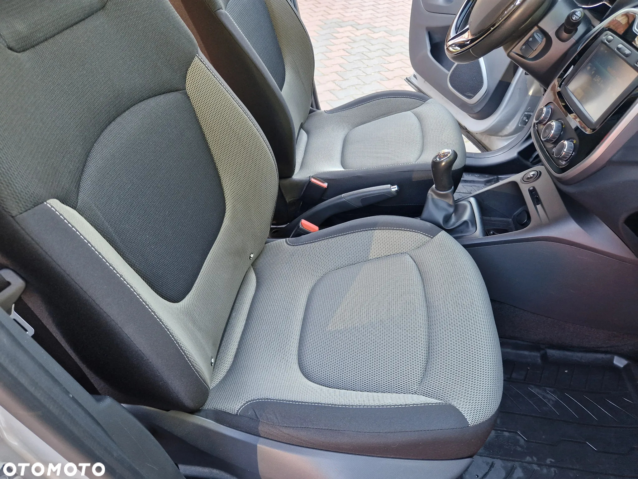 Renault Captur 0.9 Energy TCe Limited - 28