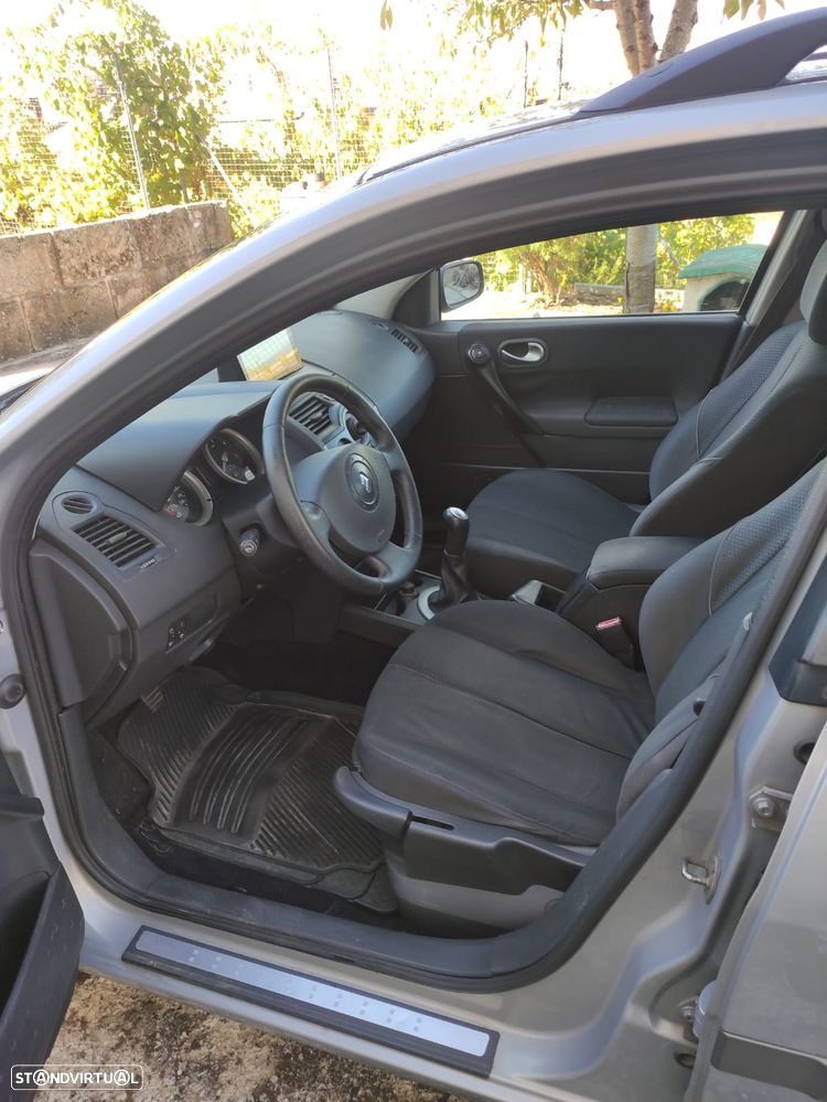 Renault Mégane Break 1.5 dCi Confort - 6