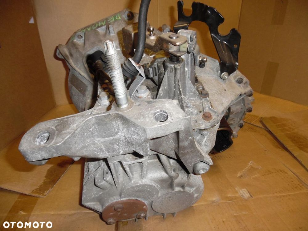 TRANSIT MK7 2.2 06- SKRZYNIA BIEGÓW Z DEMONTAŻU 5 biegów PRZEBIEG 55 tyś km - 5