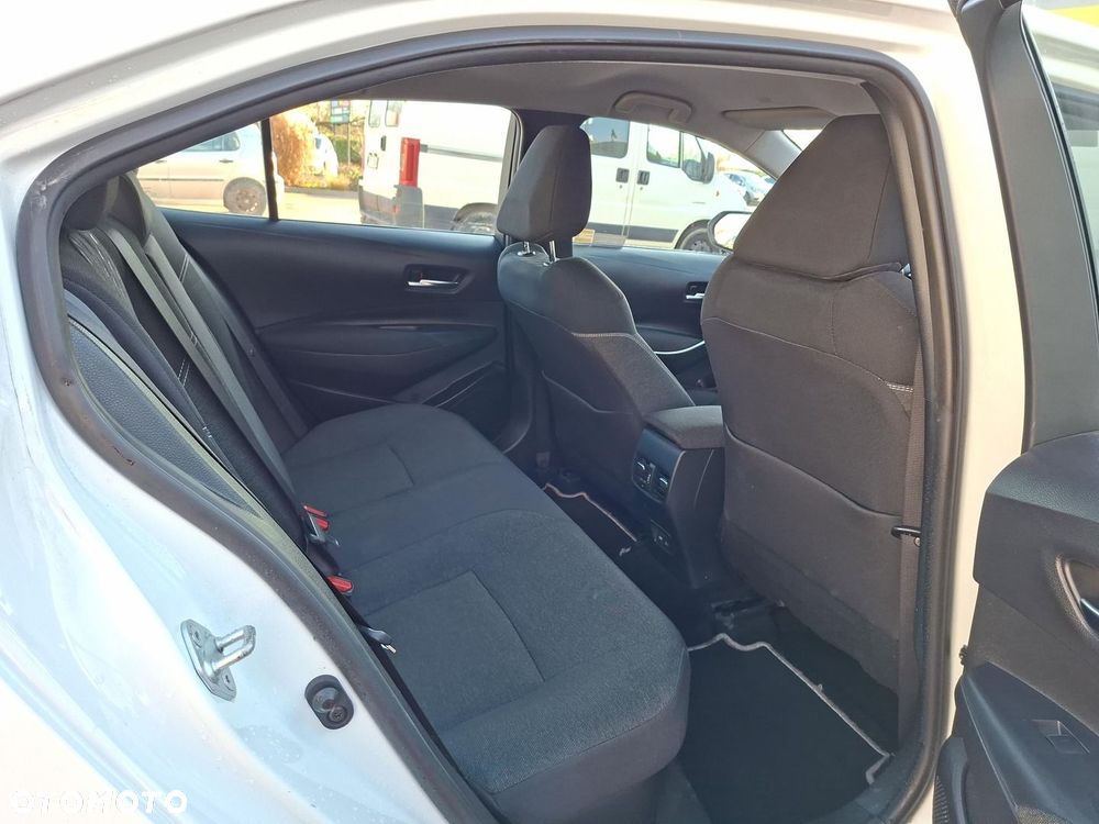 Toyota Corolla 1.8 Hybrid Comfort - 10