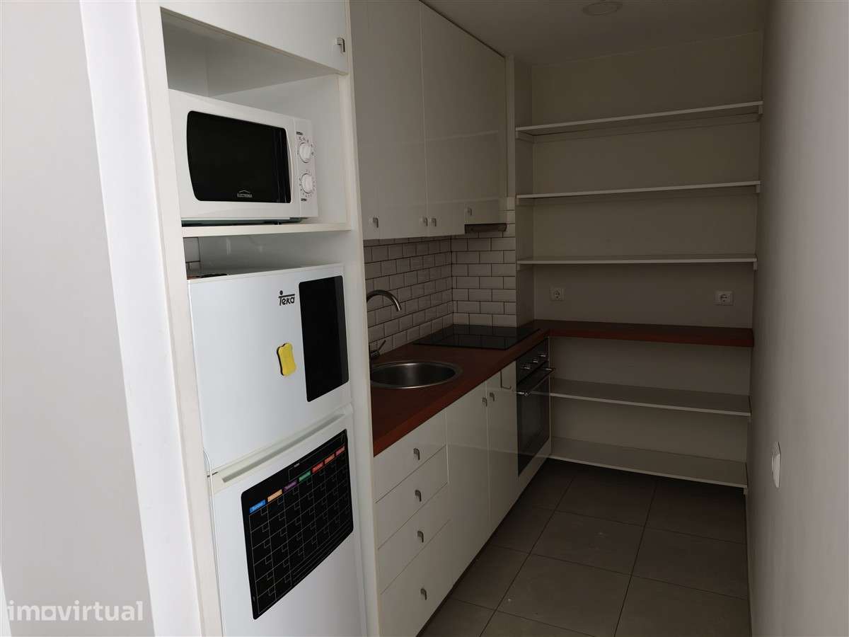 T1 Mobilado e equipado-Centro-Porto - Grande imagem: 4/10
