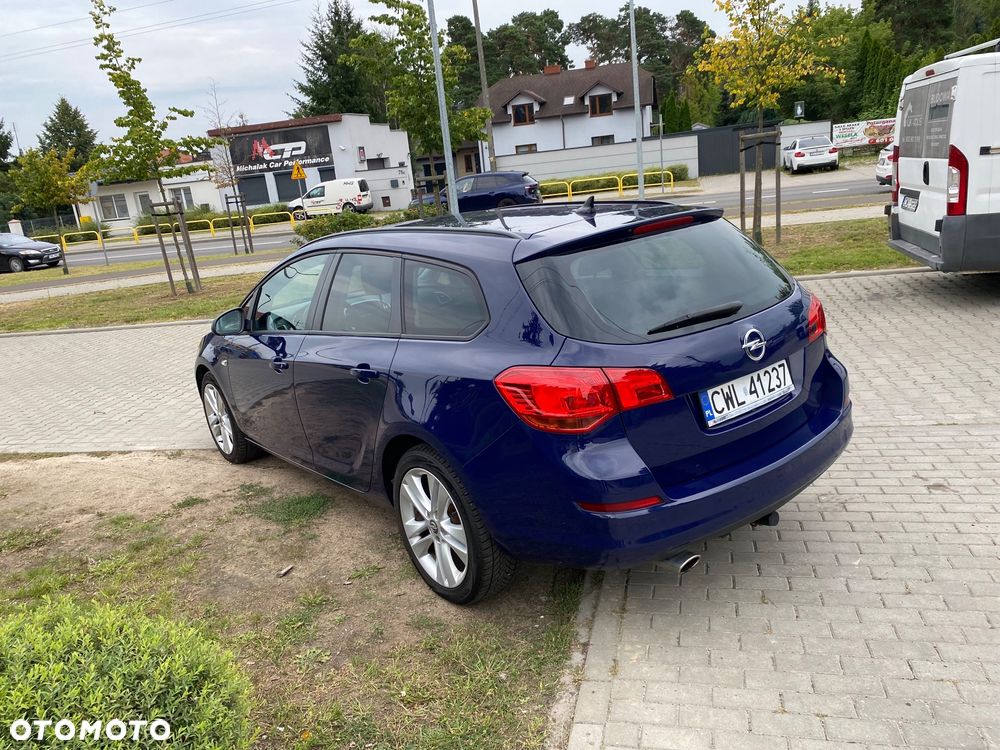 Opel Astra - 4