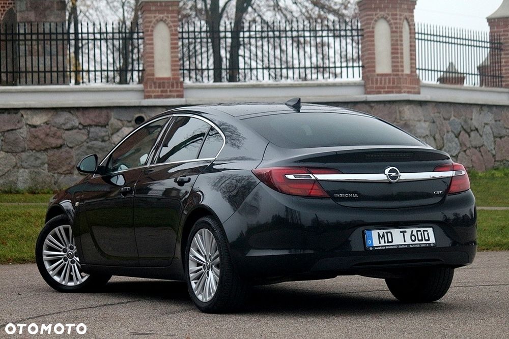 Opel Insignia - 10