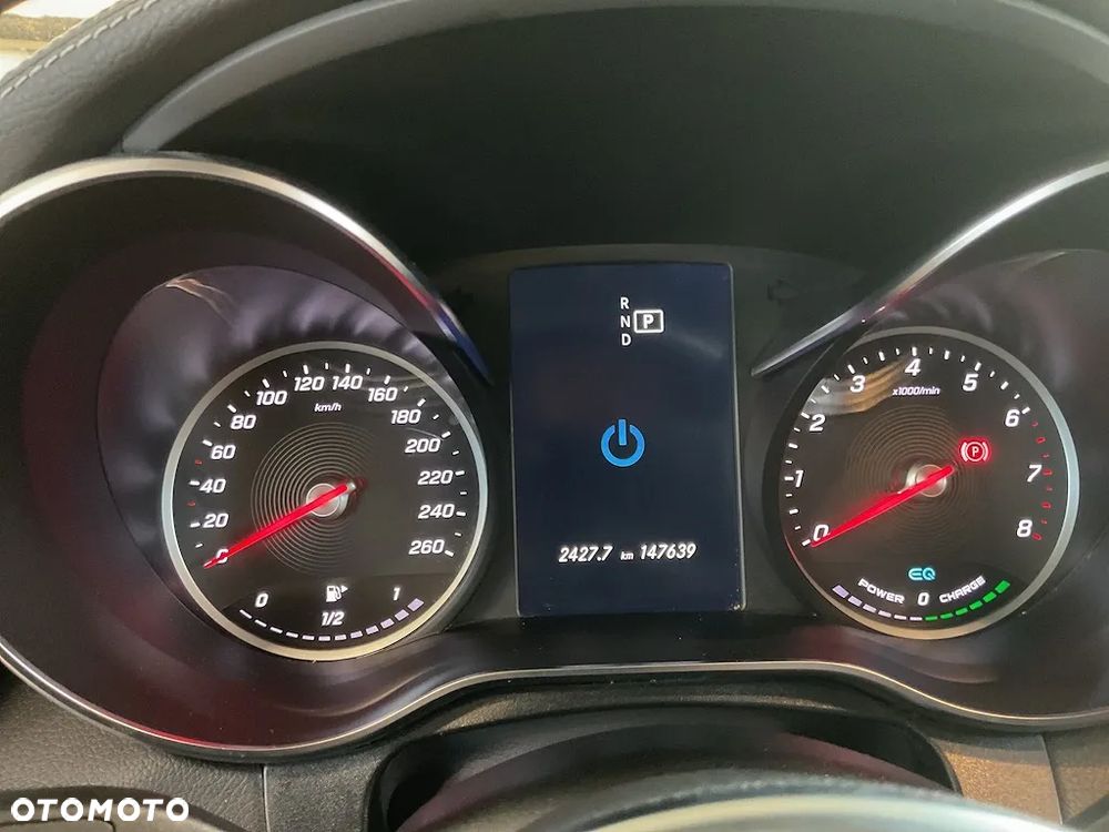 Mercedes-Benz GLC 300 e 4-Matic Avantgarde - 9