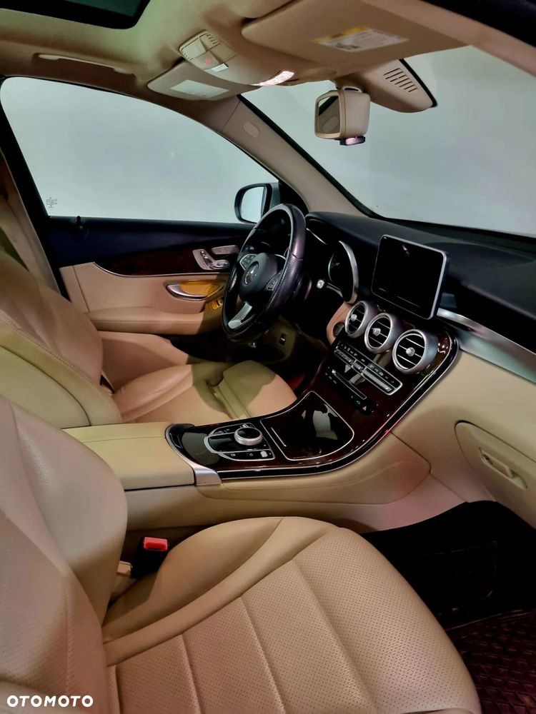 Mercedes-Benz GLC - 2