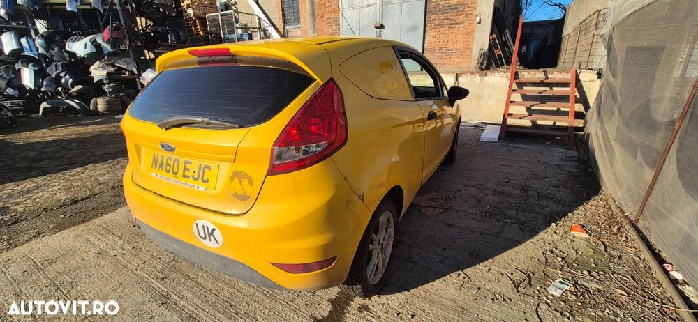 Haion cu geam luneta spate Ford Fiesta 2010 - 2