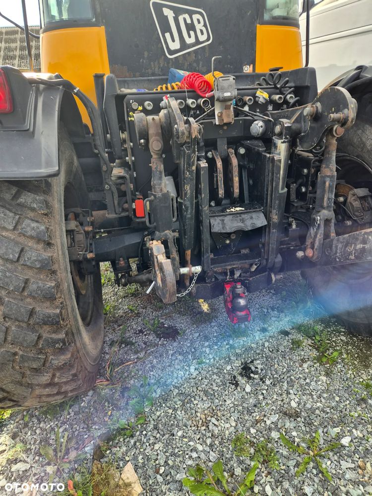 JCB 3230 - 4