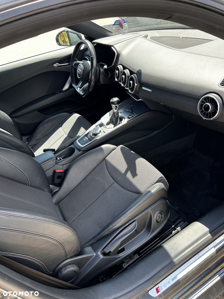 Audi TT Coupé - 8