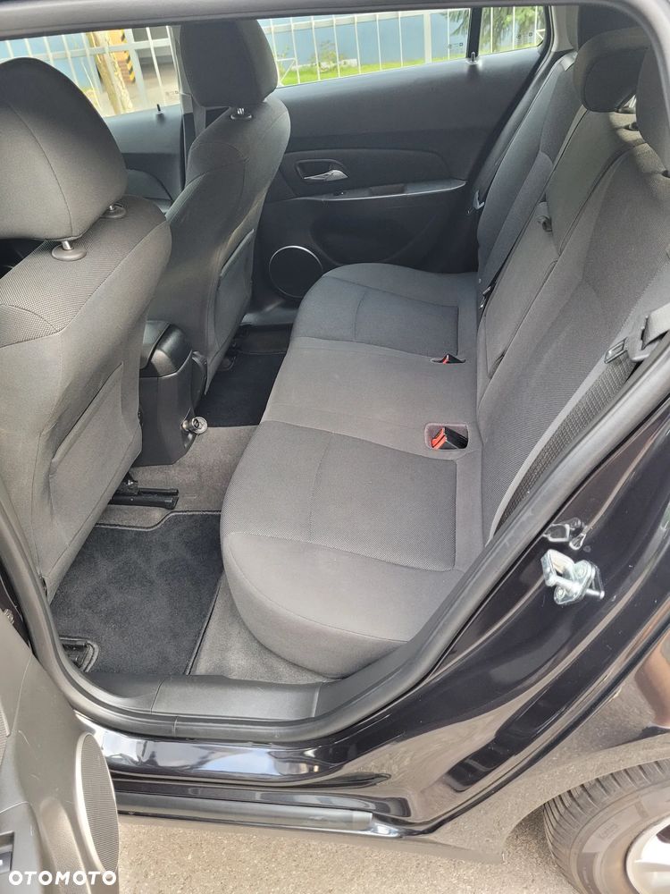 Chevrolet Cruze 1.7TD LT+ - 12