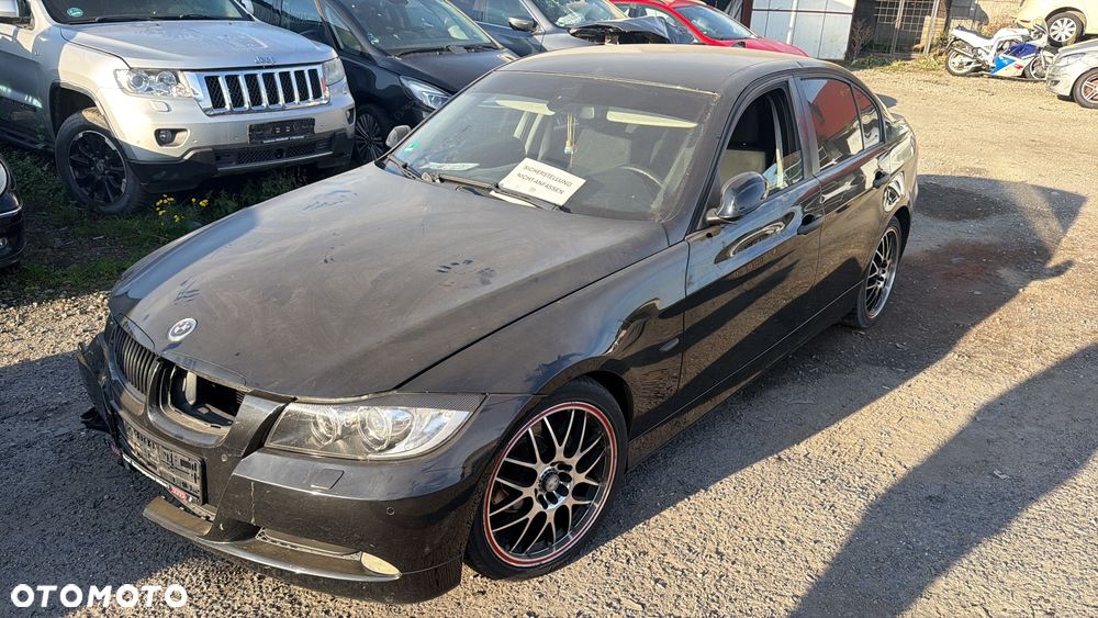 BMW Seria 3 320i - 6