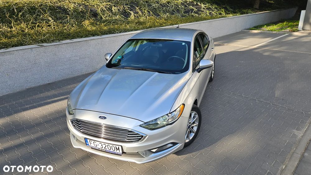 Ford Fusion - 9