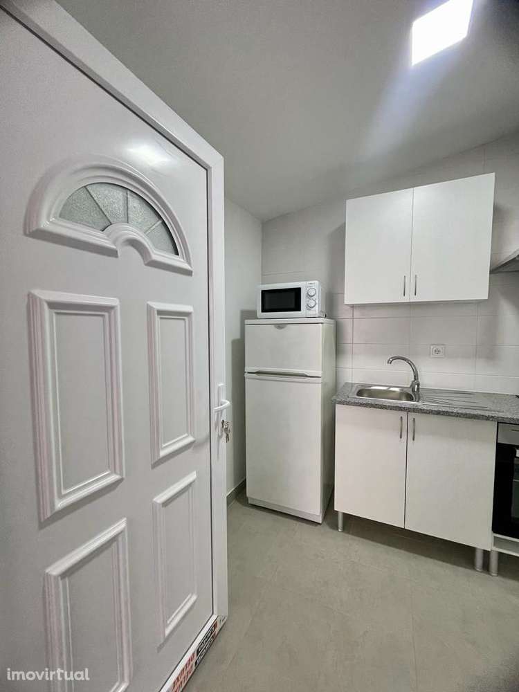 Apartamento T1 Leiria - Grande imagem: 2/8