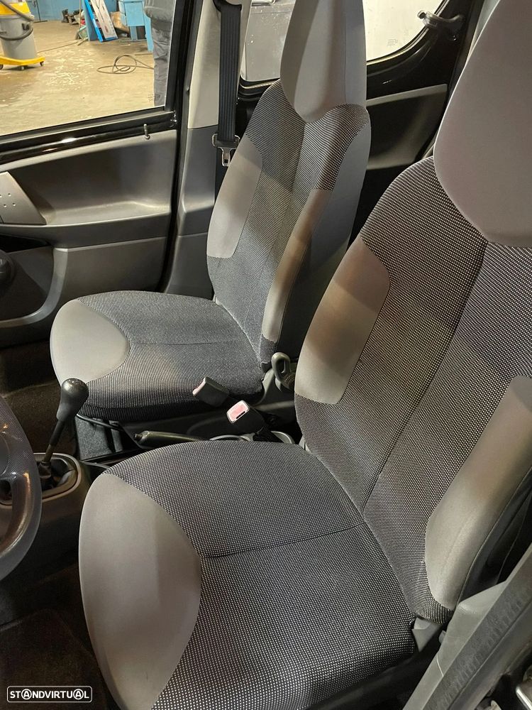 Peugeot 107 1.0 Trendy - 8