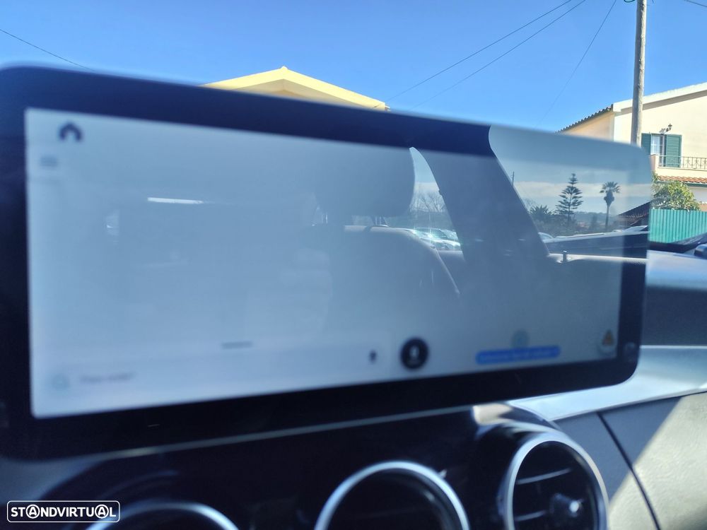 Mercedes-Benz C 300 h Avantgarde - 16