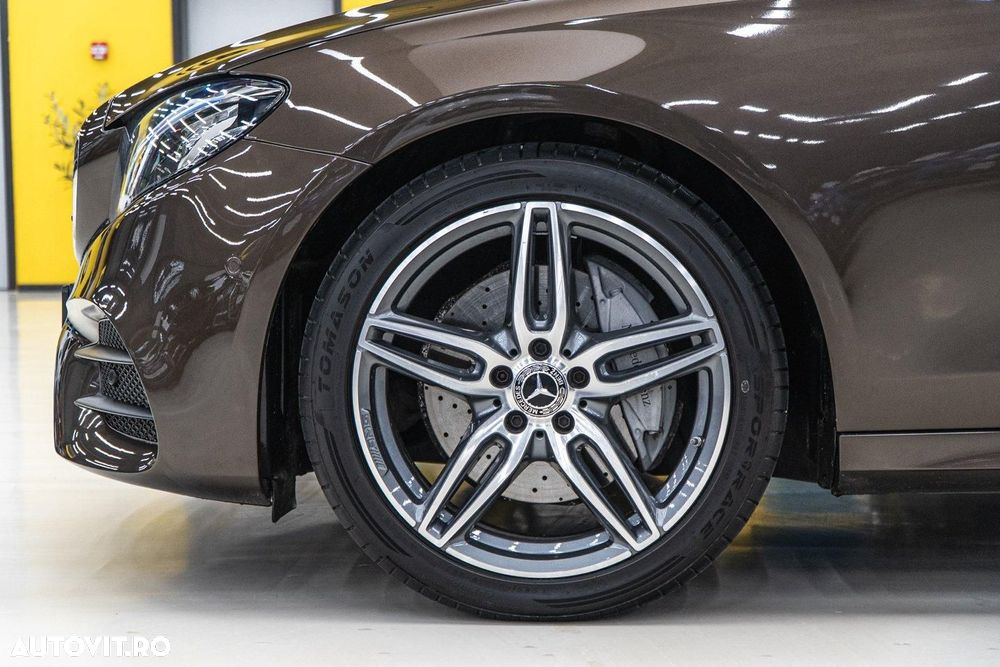 Mercedes-Benz E 200 Aut. - 34