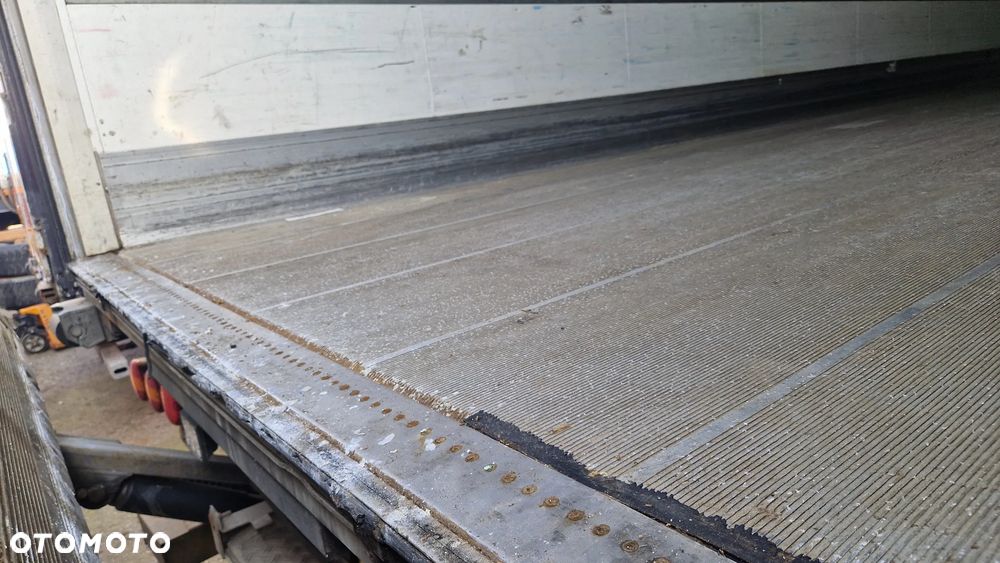 Schmitz Cargobull Chłognia 1 osiowa Carrier Maxima 1000 - 7