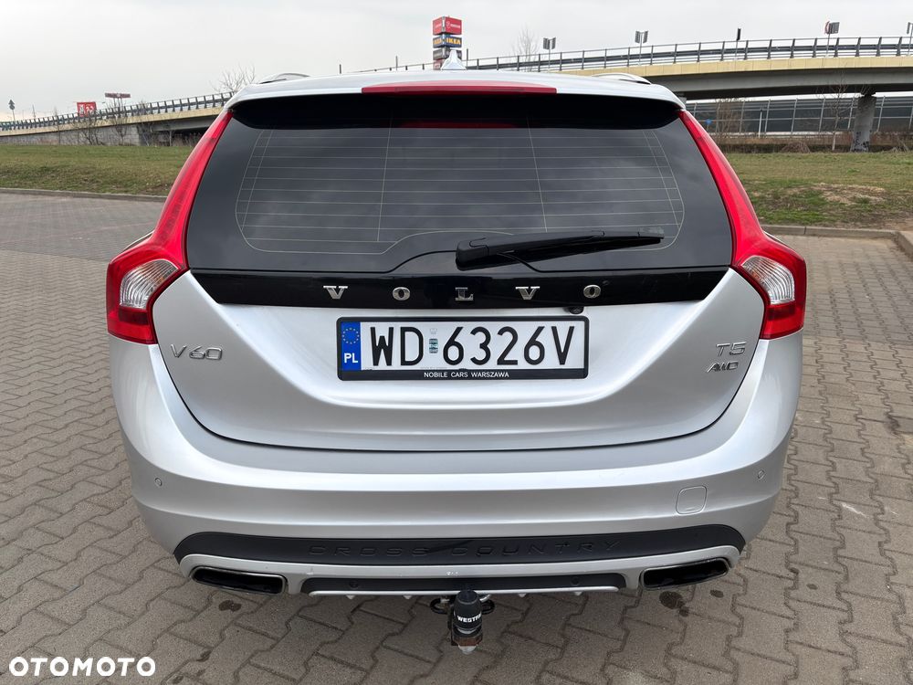 Volvo V60 Cross Country T5 Geartronic Summum - 5