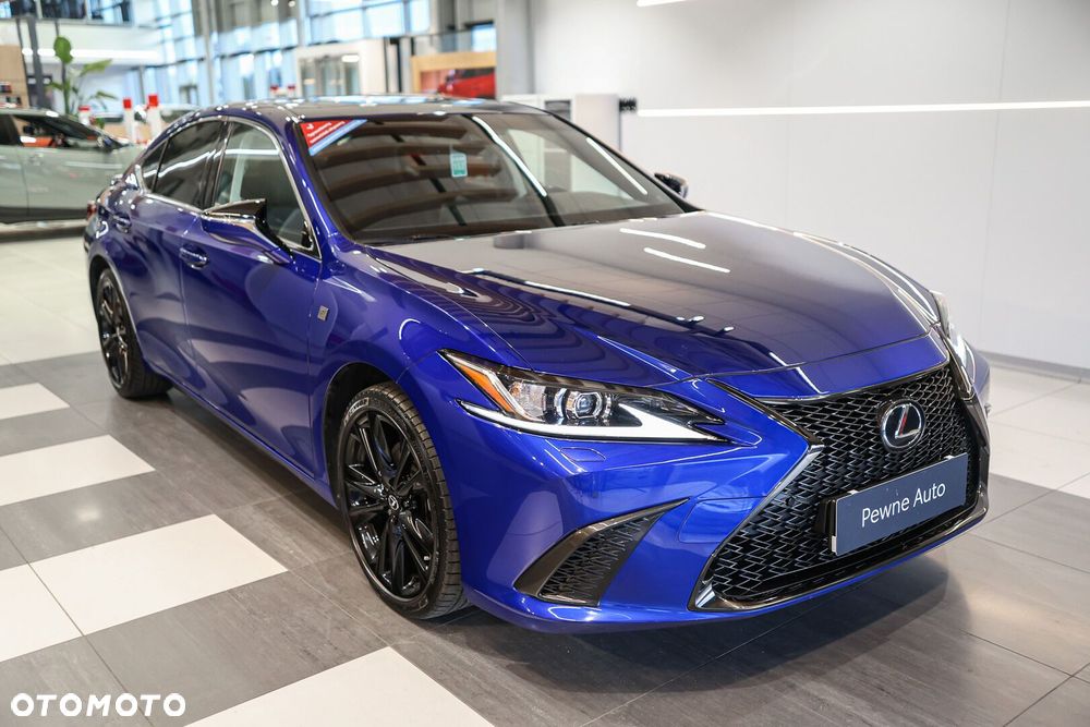 Lexus ES - 3