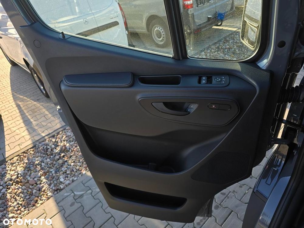 Mercedes-Benz Sprinter 319 CDI Long PRO 9G-Tronic - 8