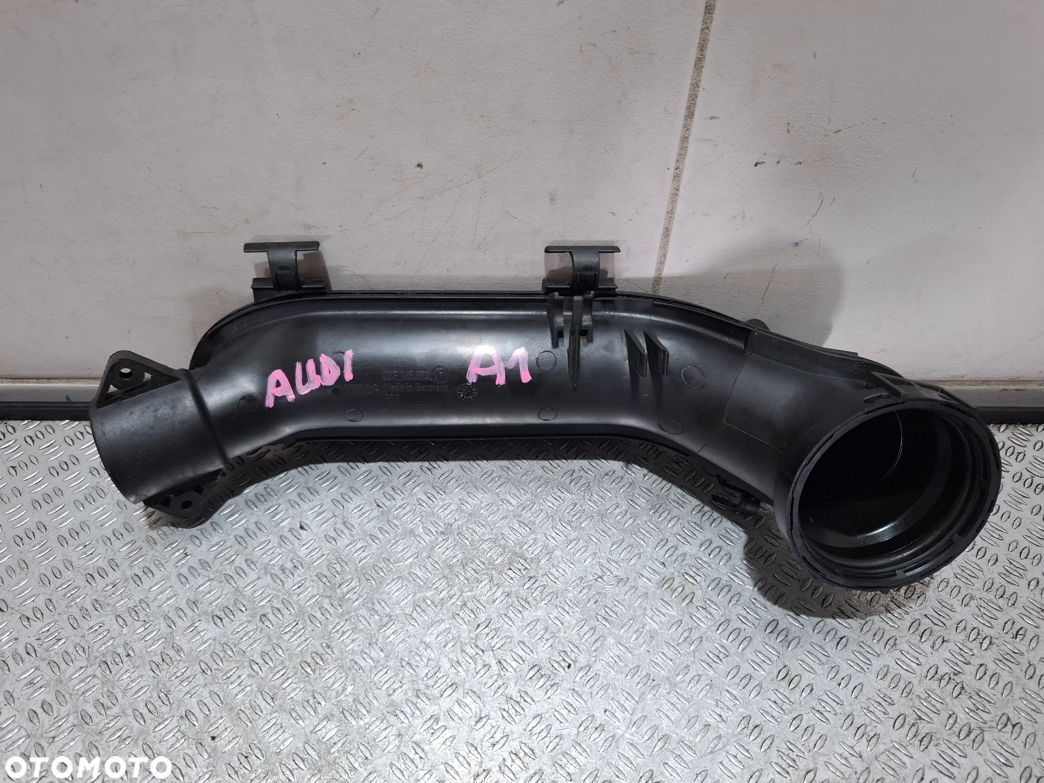 Rura przewód intercoolera Audi A1 2014 rok nr 03f145673f 1,2 TSI - 3