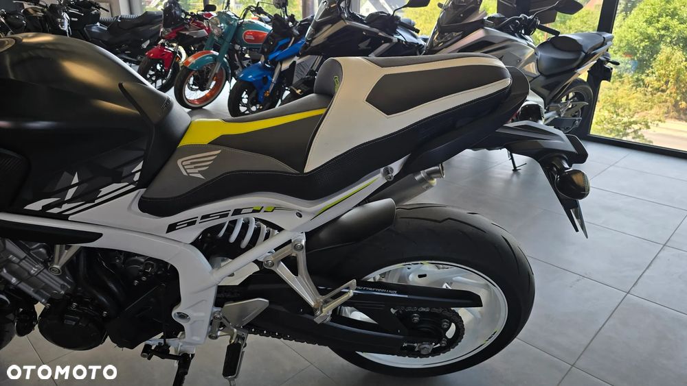 Honda CB - 9