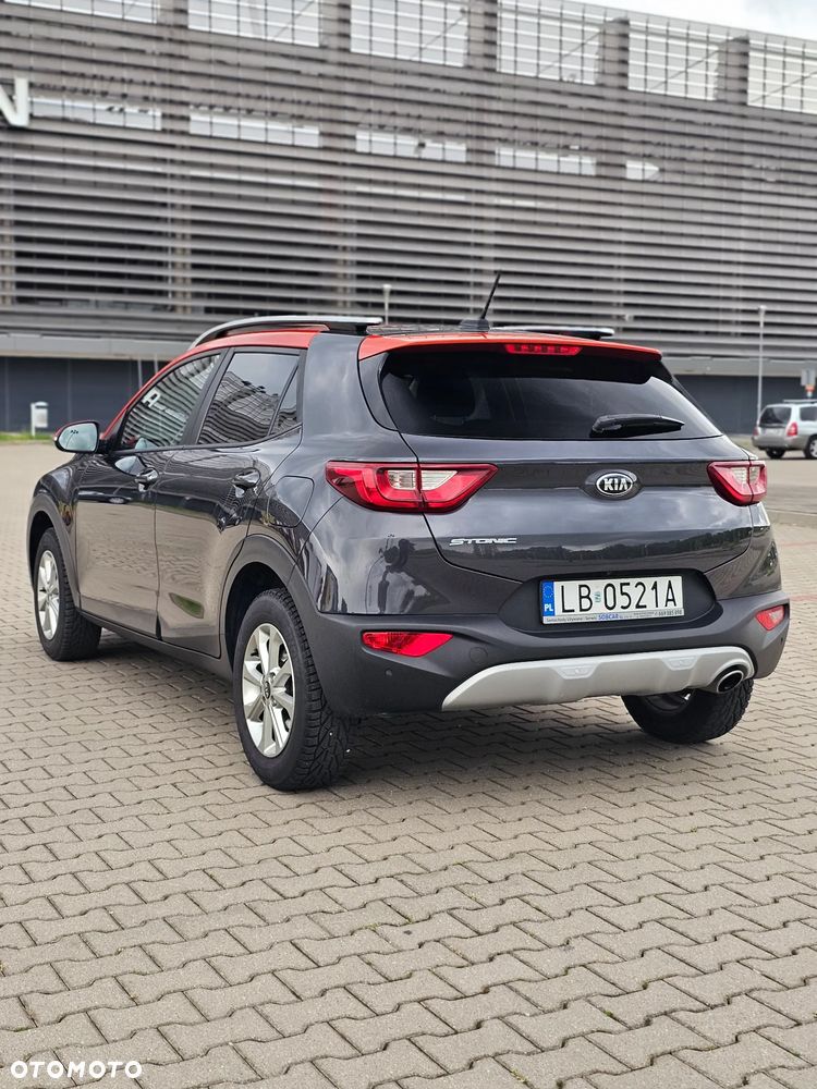 Kia Stonic 1.2 L - 5